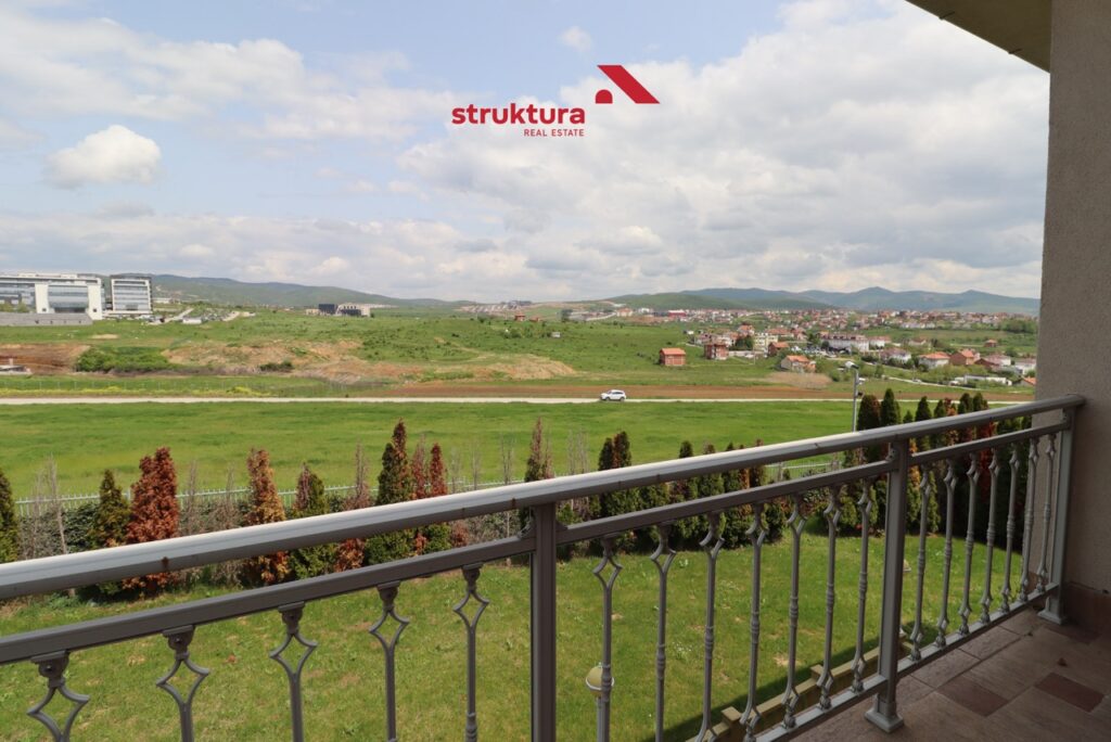 Shtepi me qira, ne Fshatin Nderkombetar!