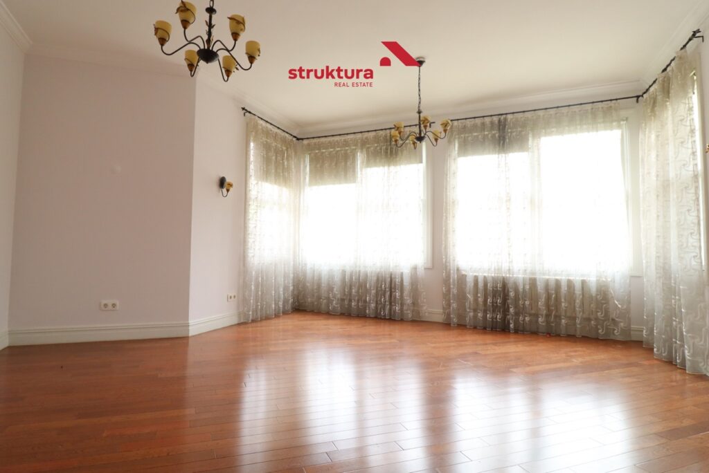 Shtepi me qira, ne Fshatin Nderkombetar!